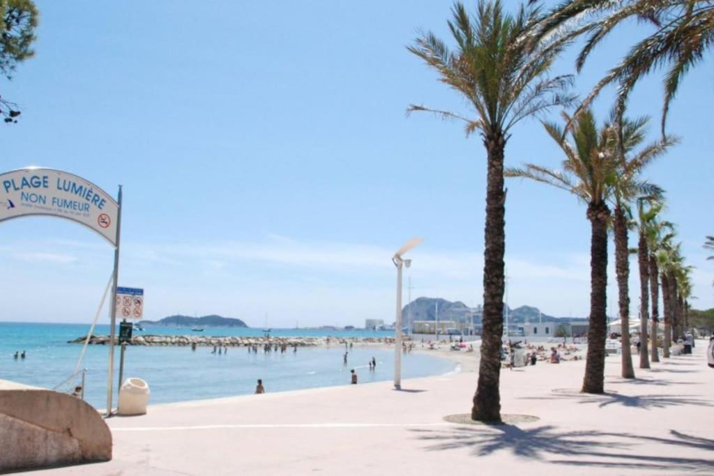 Blue Summer Vibes Duplex Studio For 4P, Ac, Sea View, Parking, Beach At 50M, Spa Access -3 La Ciotat Bagian luar foto